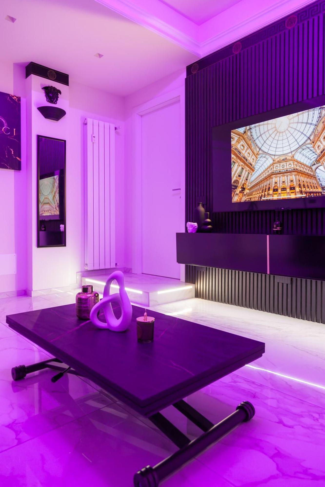 Italian Fashion Suite - Luxurious Marble City Center Milan Exterior photo