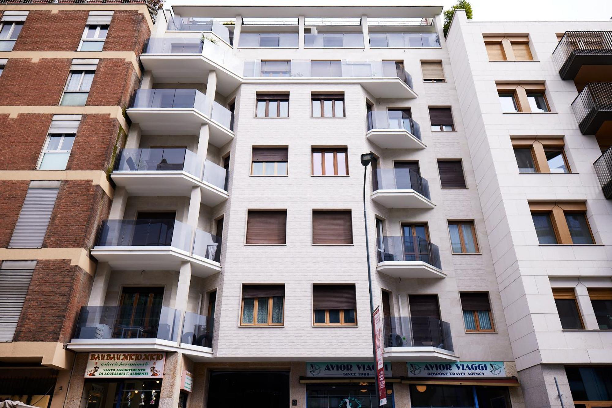 Italian Fashion Suite - Luxurious Marble City Center Milan Exterior photo