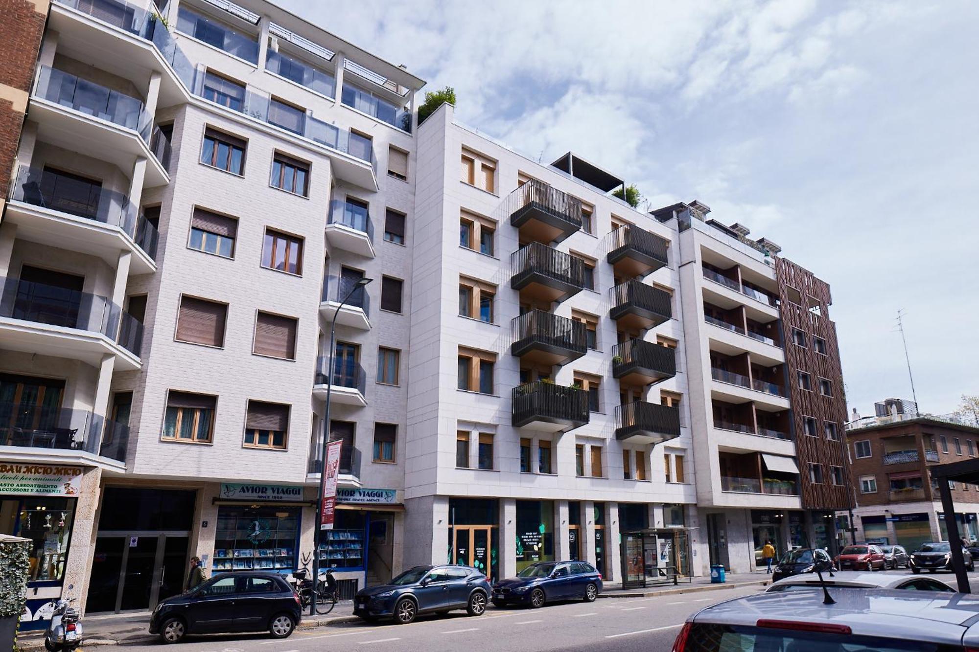 Italian Fashion Suite - Luxurious Marble City Center Milan Exterior photo